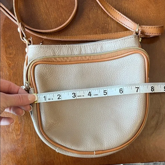Valentina Cream Crossbody with Tan Trim and Gold Hardware - Picture 3 of 14